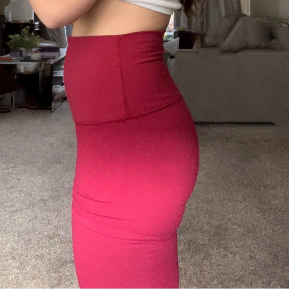Lululemon Leggings - red - size 6